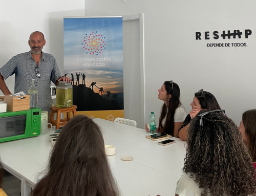 Um gesto, uma história: o primeiro workshop de velas da Reshape Ceramics